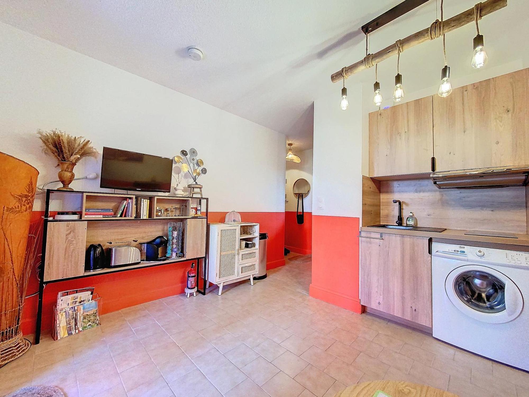 ואלאוריס Cosy, Wi-Fi, Jardin & Parking, Jasmins Studio En Cote-D'Azur מראה חיצוני תמונה