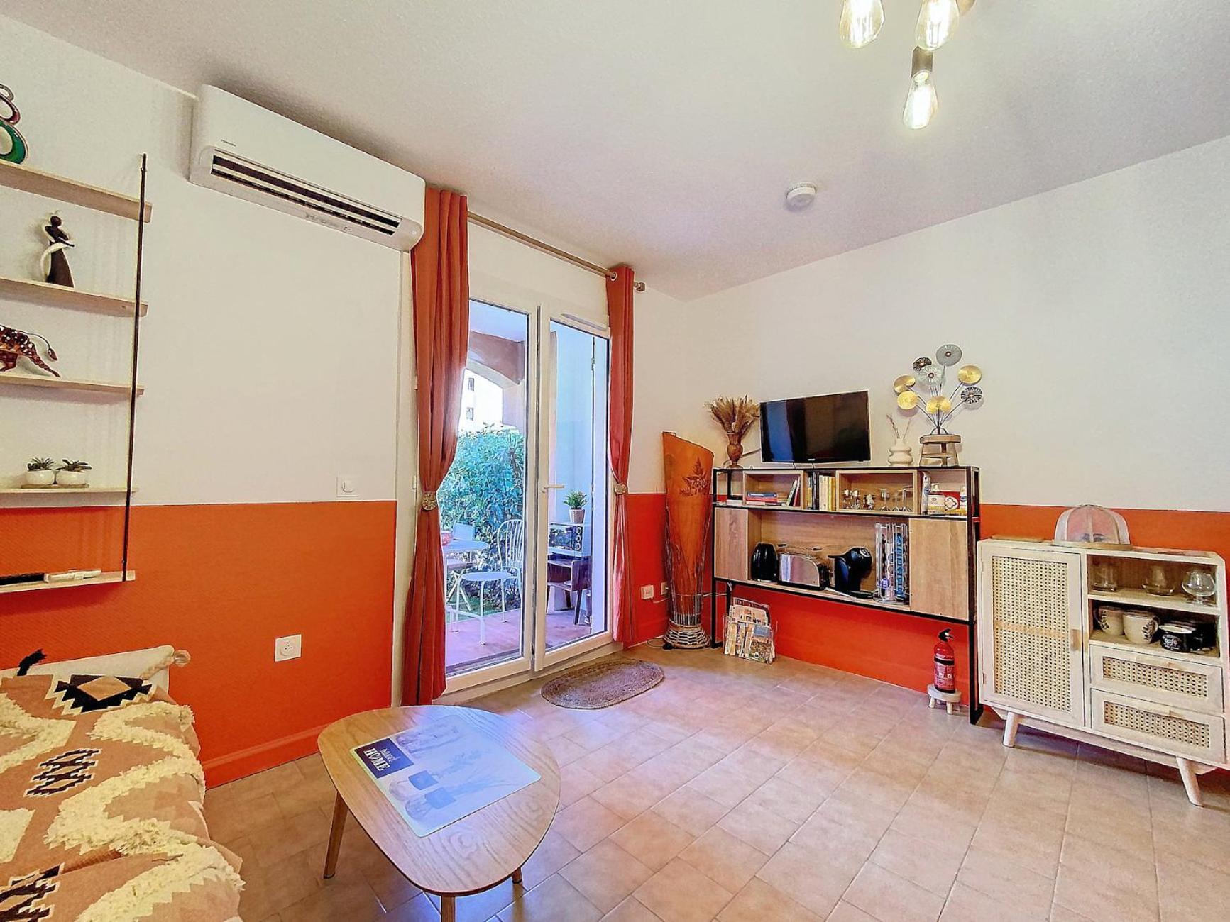 ואלאוריס Cosy, Wi-Fi, Jardin & Parking, Jasmins Studio En Cote-D'Azur מראה חיצוני תמונה